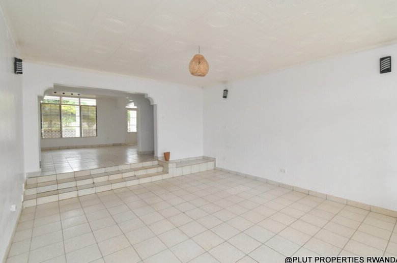 Spacious 8 Bedroom House for Sale in Kimihurura