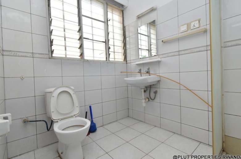 Spacious 8 Bedroom House for Sale in Kimihurura
