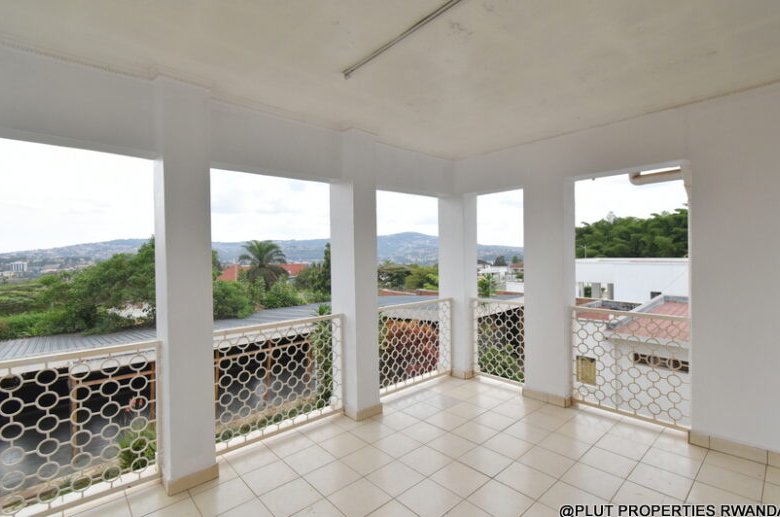 Spacious 8 Bedroom House for Sale in Kimihurura