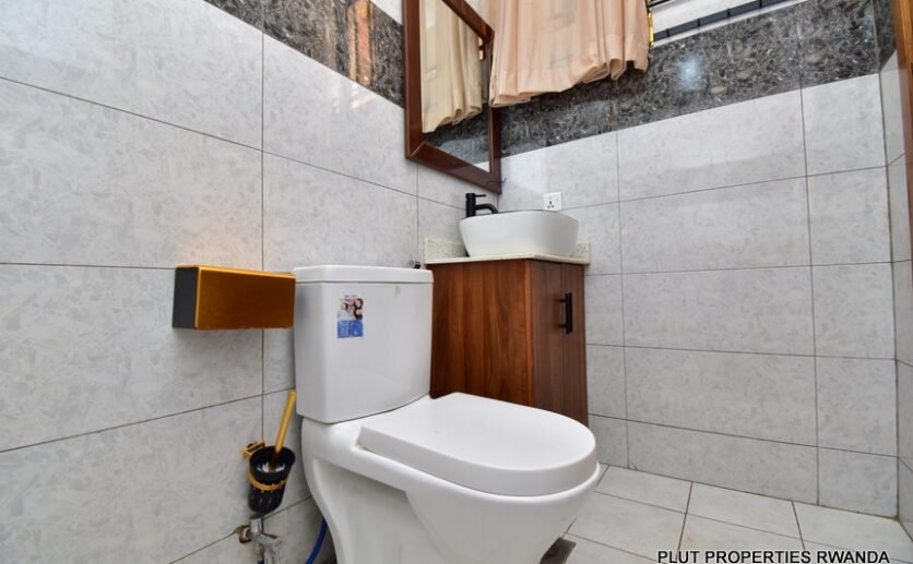Apartment for Rent in Rebero