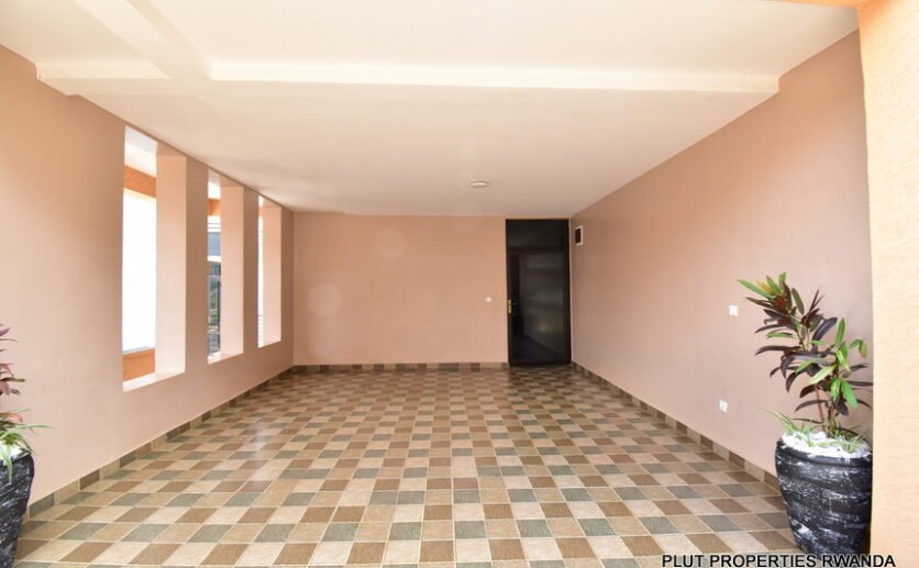 Apartment for Rent in Rebero
