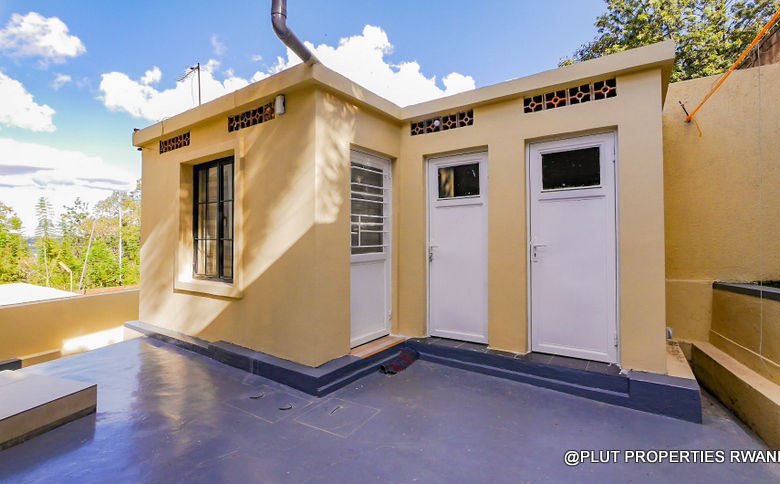 Beautiful 4- Unfurnished Bedrooms in Kiyovu 