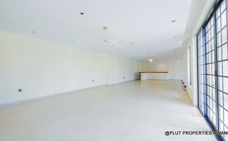 Beautiful 4- Unfurnished Bedrooms in Kiyovu 