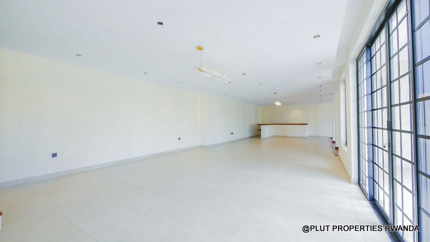 Beautiful 4- Unfurnished Bedrooms in Kiyovu 