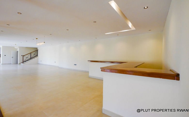Beautiful 4- Unfurnished Bedrooms in Kiyovu 