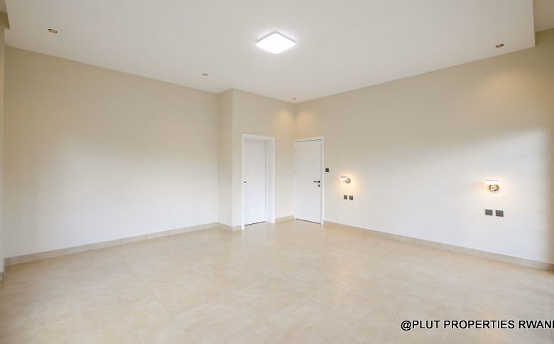 Beautiful 4- Unfurnished Bedrooms in Kiyovu 