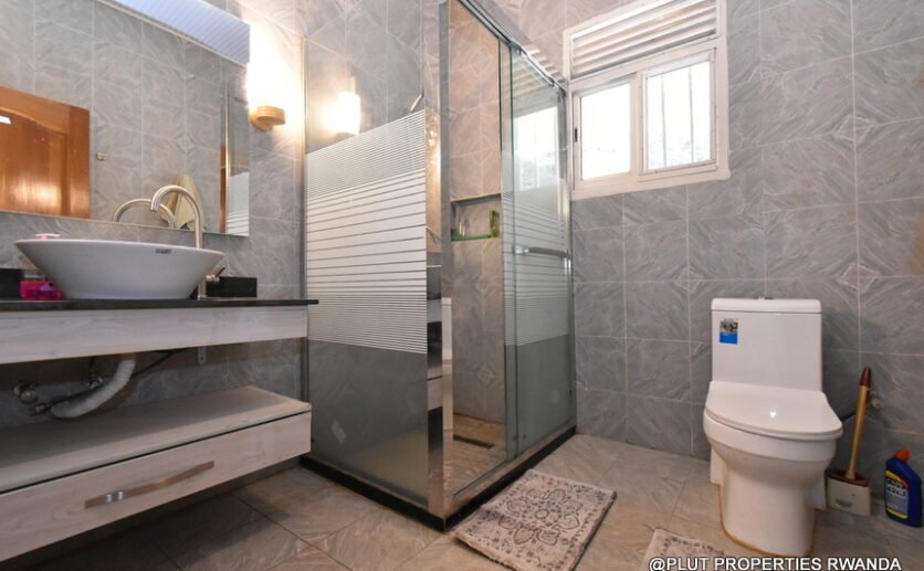 Beautiful Furnished House for Rent in Rebero