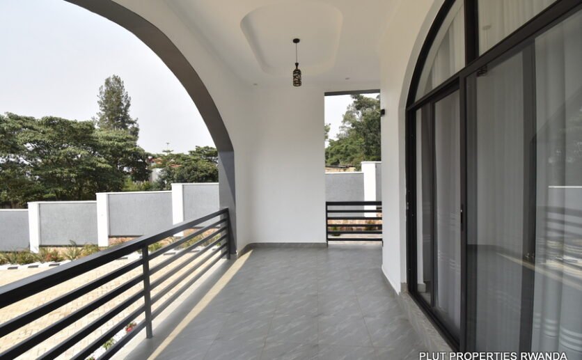 Beautiful house for rent in Kinyinya