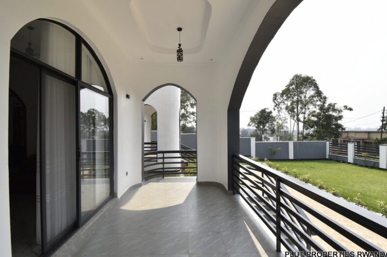 Beautiful house for rent in Kinyinya