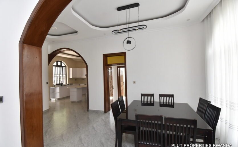 Beautiful house for rent in Kinyinya
