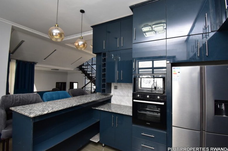 Beautiful House for Rent in Rebero