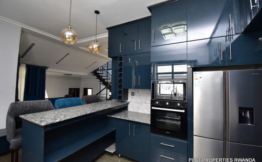 Beautiful House for Rent in Rebero