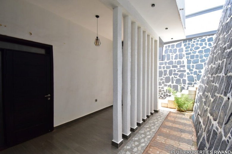 Beautiful House for Rent in Rebero