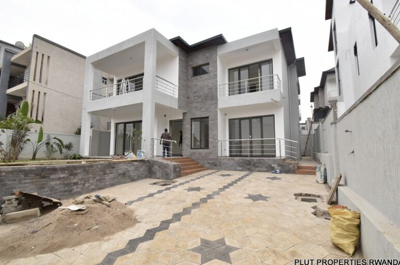 Beautiful house for sale in Kagugu.