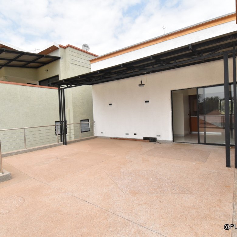 Beautiful house for sale in Kibagabaga