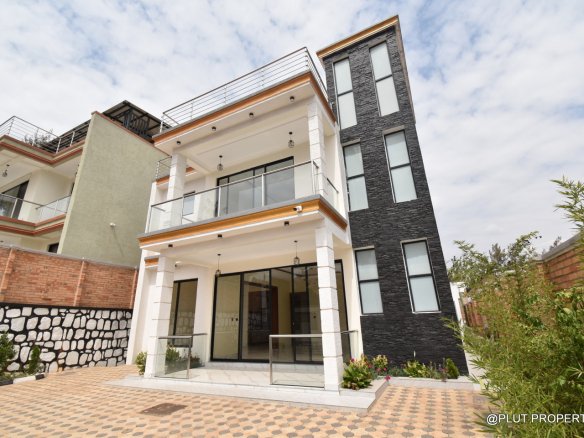 Beautiful house for sale in Kibagabaga