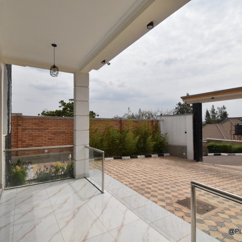 Beautiful house for sale in Kibagabaga
