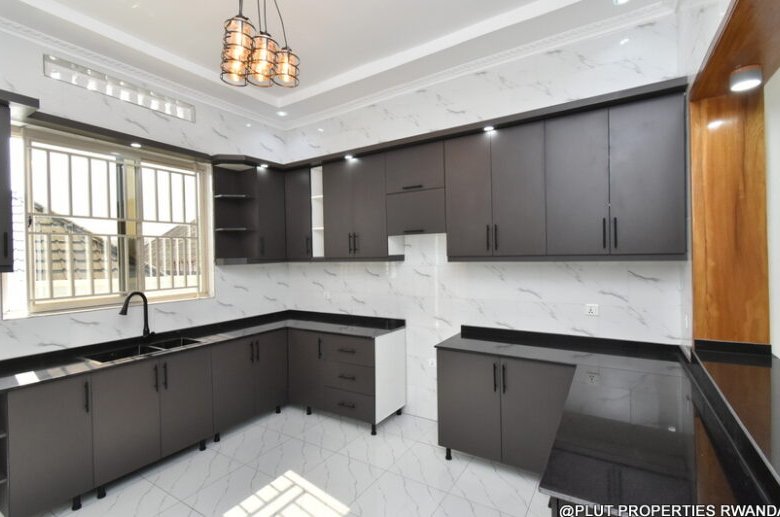 Beautiful House for Sale in Kicukiro