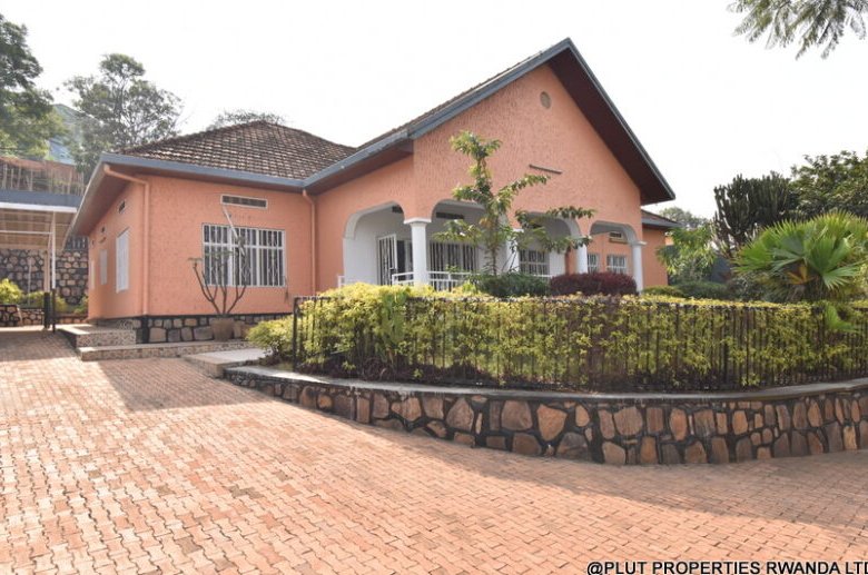 Beautiful house in Kiyovu for rent