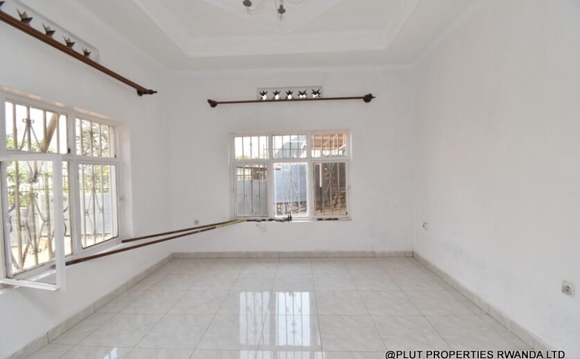 Beautiful house in Kiyovu for rent