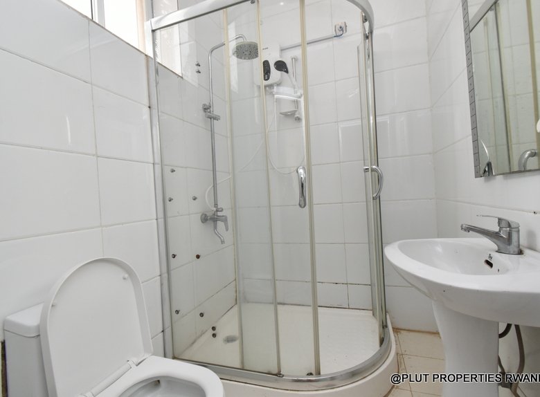 BIG HOUSE FOR RENT IN NYARUTARAMA