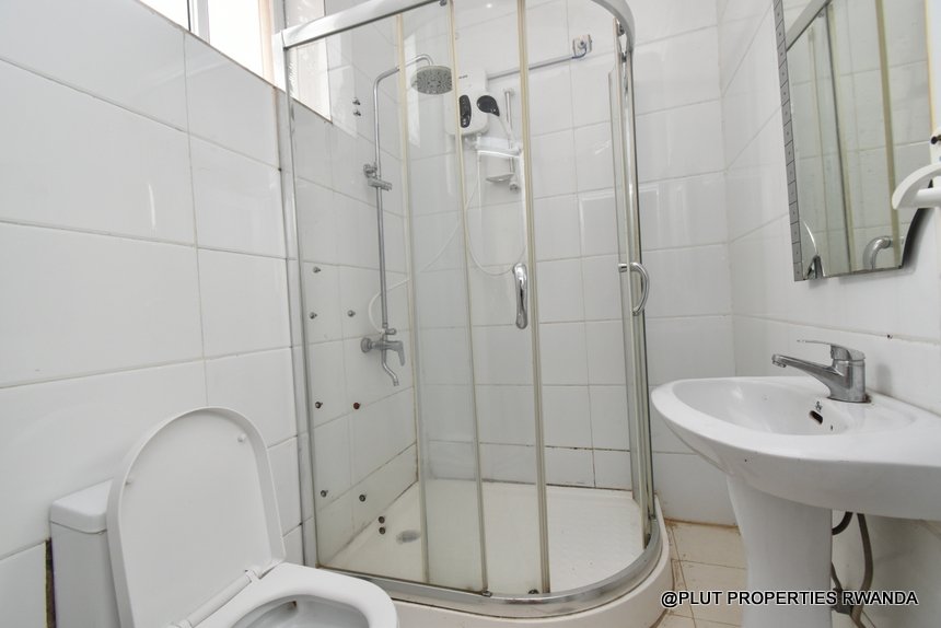 BIG HOUSE FOR RENT IN NYARUTARAMA