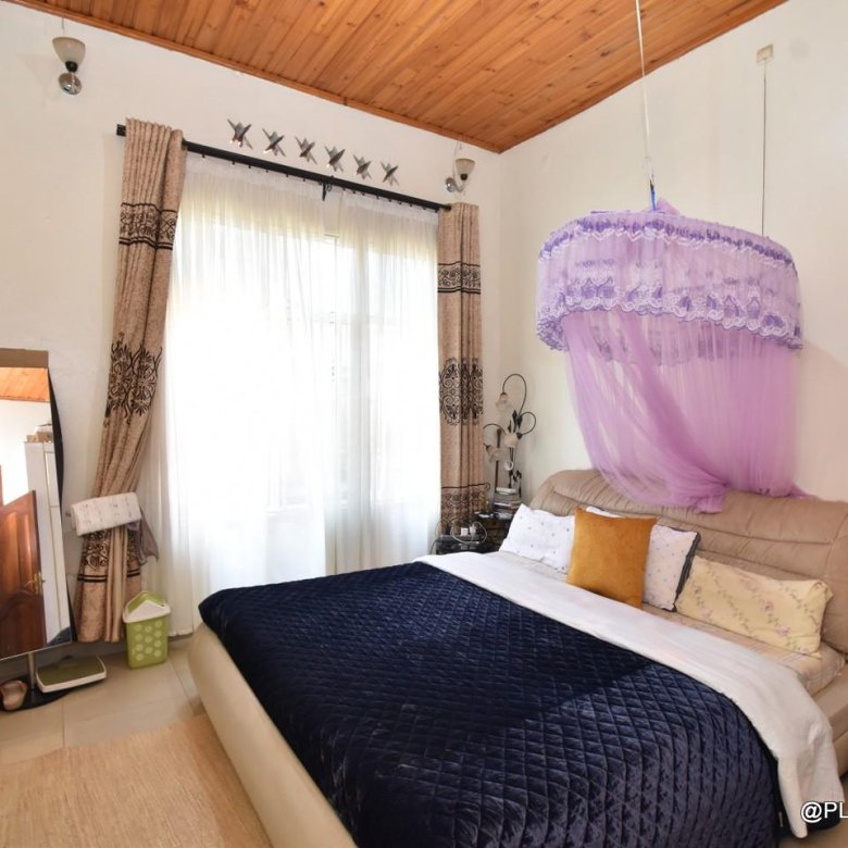Big house for sale in Kicukiro