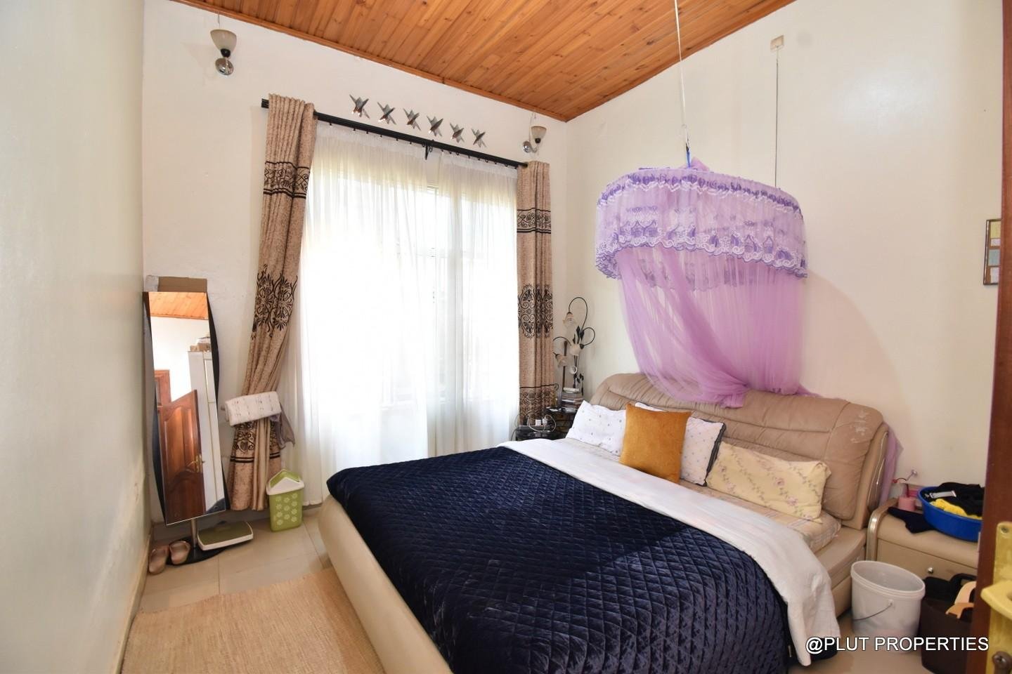 Big house for sale in Kicukiro plut properties (15) Big house for sale in Kicukiro