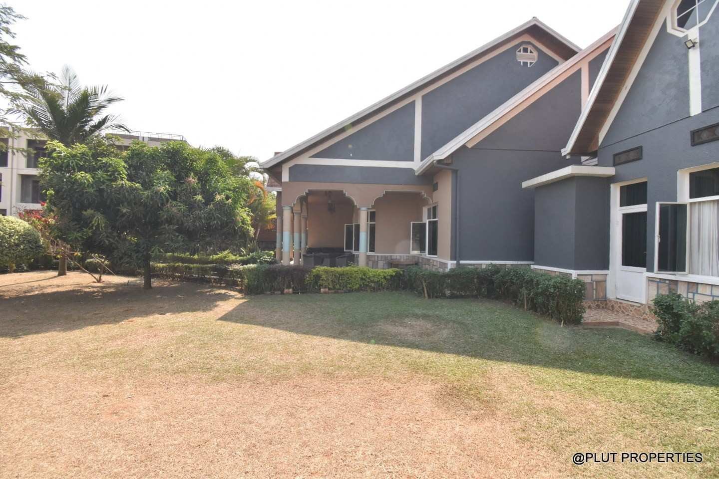 Big house for sale in Kicukiro plut properties (18) Big house for sale in Kicukiro