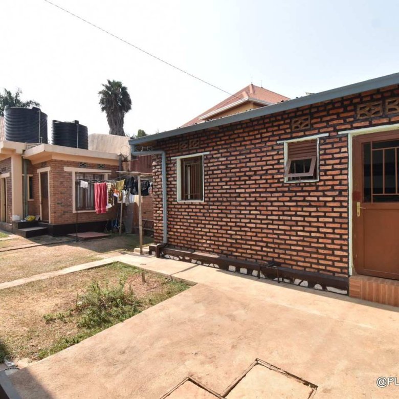 Big house for sale in Kicukiro