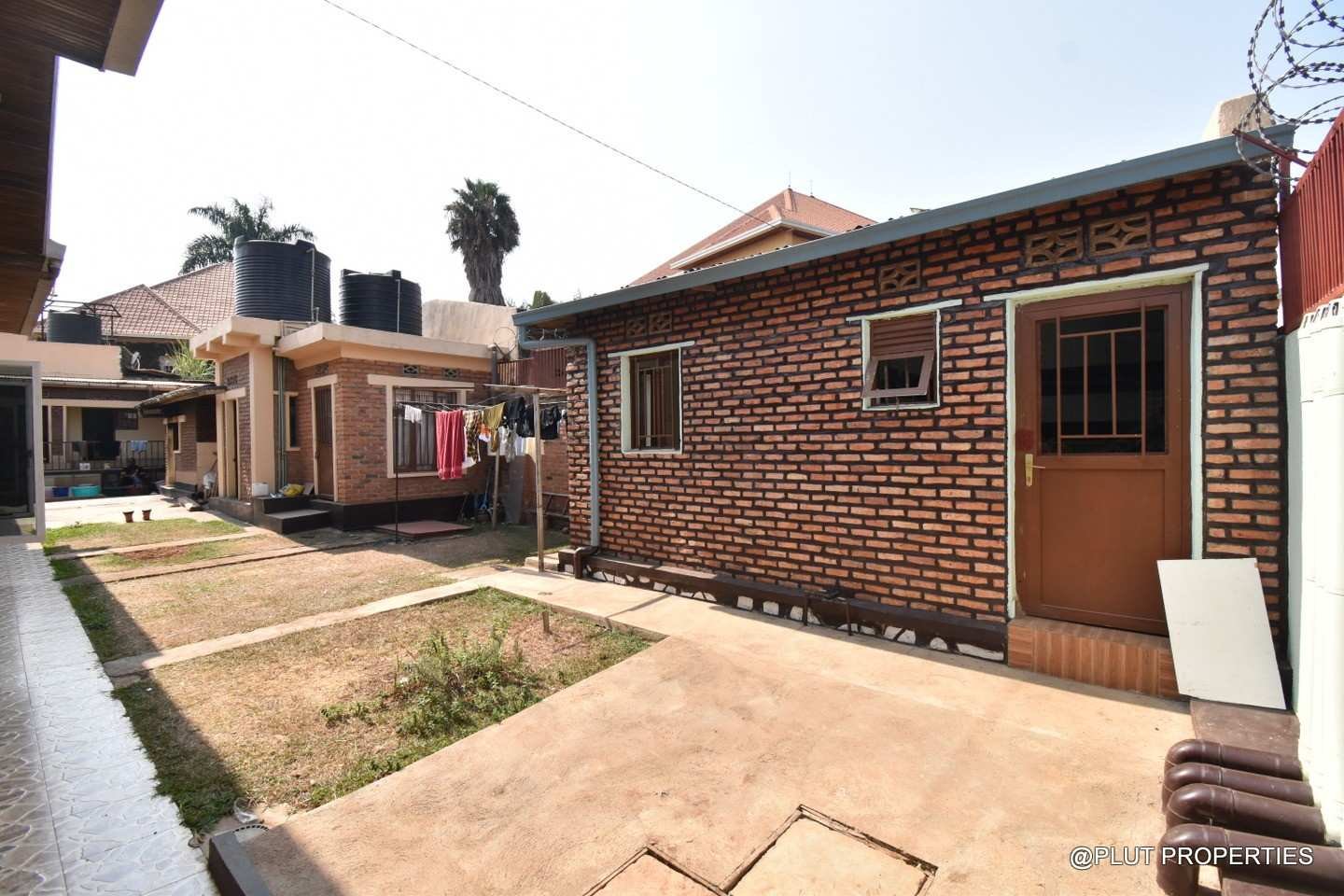 Big house for sale in Kicukiro plut properties (19) Big house for sale in Kicukiro