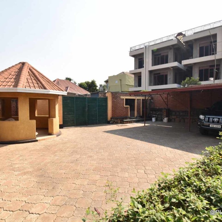 Big house for sale in Kicukiro