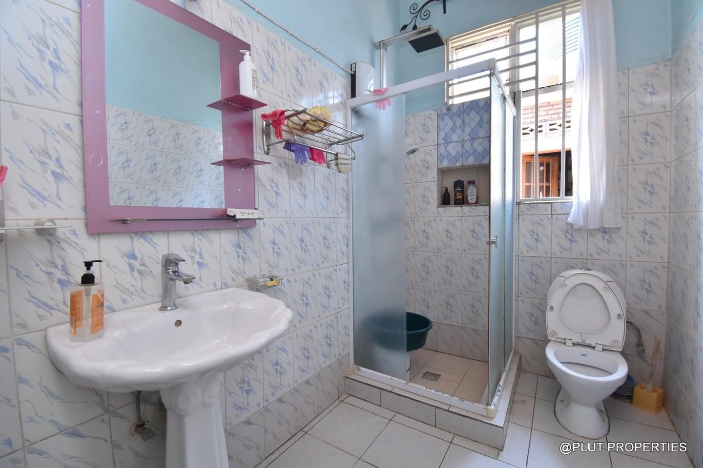 Big house for sale in Kicukiro plut properties (8) Big house for sale in Kicukiro