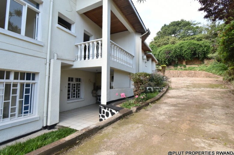 Big house in Kimihurura for rent 