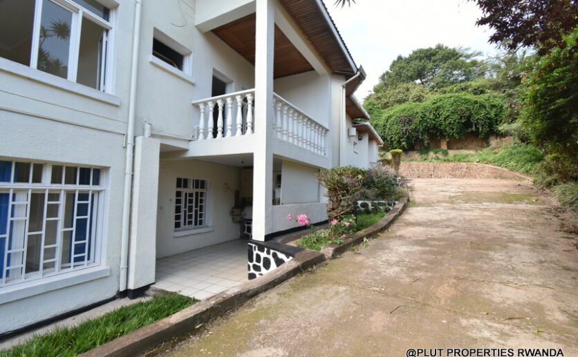 Big house in Kimihurura for rent 
