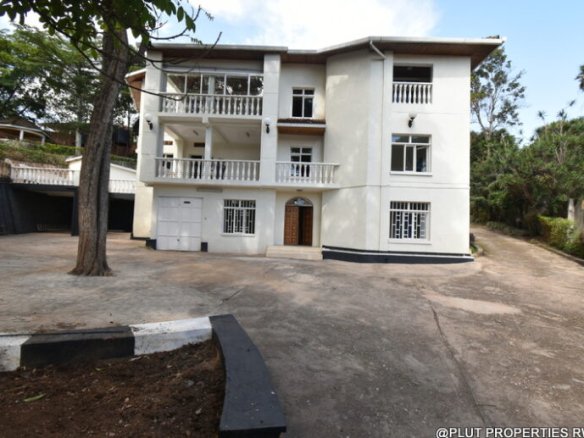 Big house in Kimihurura for rent 