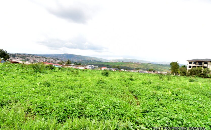 Big-land-in-Gacuriro-plut-properties-3-836×517 Big land in Kagugu