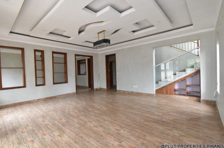 Big Nyarutarama house for rent