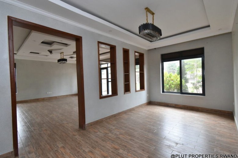 Big Nyarutarama house for rent