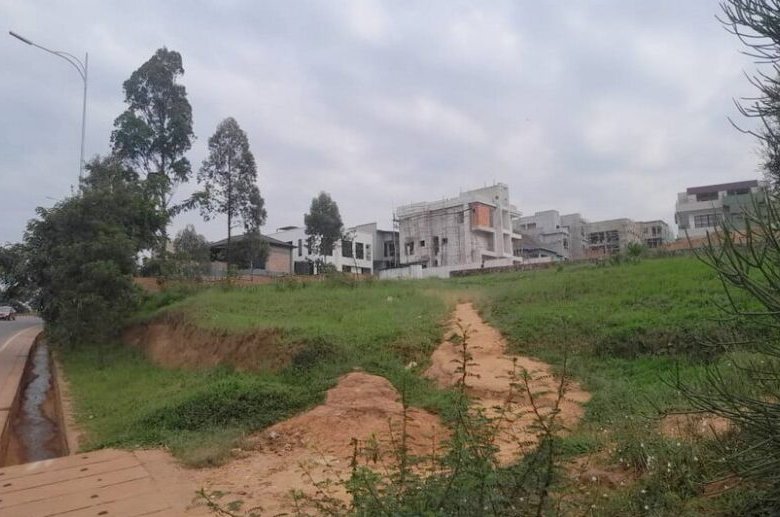 Residential Plot for Sale in Gasanze