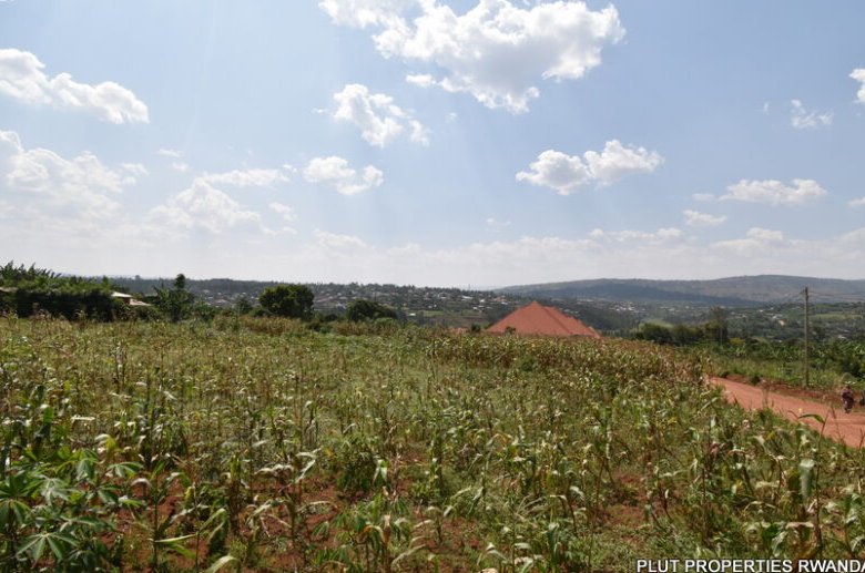 Big plot for sale in Gasogi