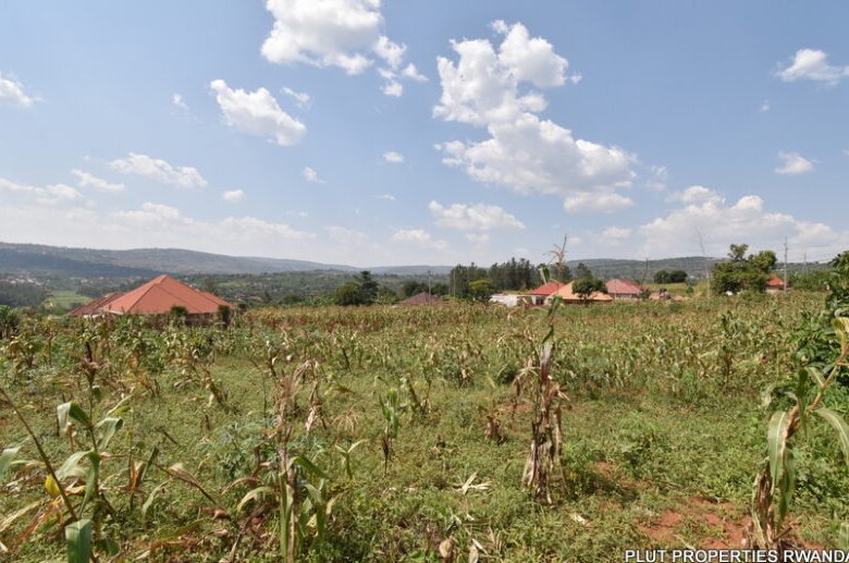 Big plot for sale in Gasogi