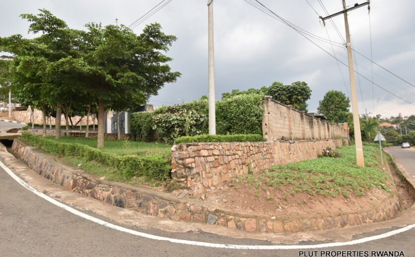 Big plot for sale in Kibagabaga Kigali