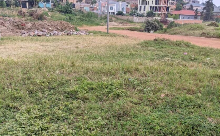 Big-plot-for-sale-in-Kibagabaga-plut-properties-1-836×517 Prime land for sale in Kibagabaga.