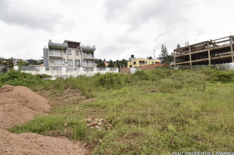 Big plot for sale in Kibagabaga