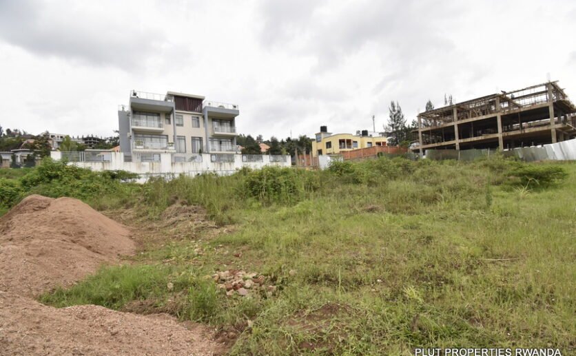 Big plot for sale in Kibagabaga