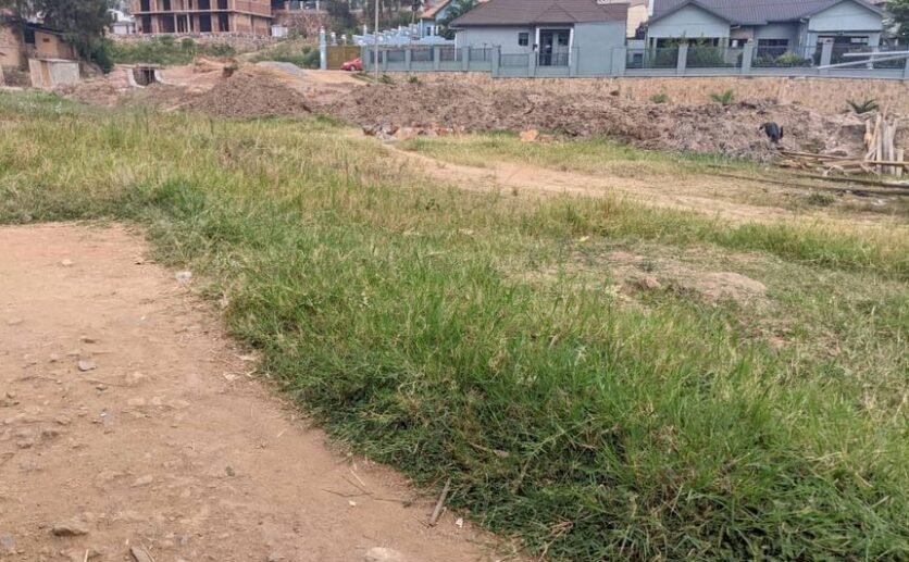 Big-plot-for-sale-in-Kibagabaga-plut-properties-3-836×517 Prime land for sale in Kibagabaga.