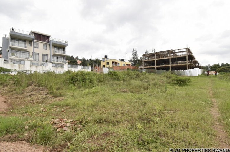 Big plot for sale in Kibagabaga