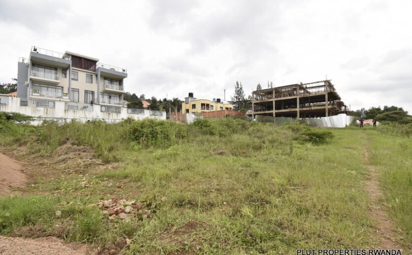 Big plot for sale in Kibagabaga