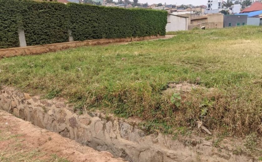 Big-plot-for-sale-in-Kibagabaga-plut-properties-4-836×517 Prime land for sale in Kibagabaga.